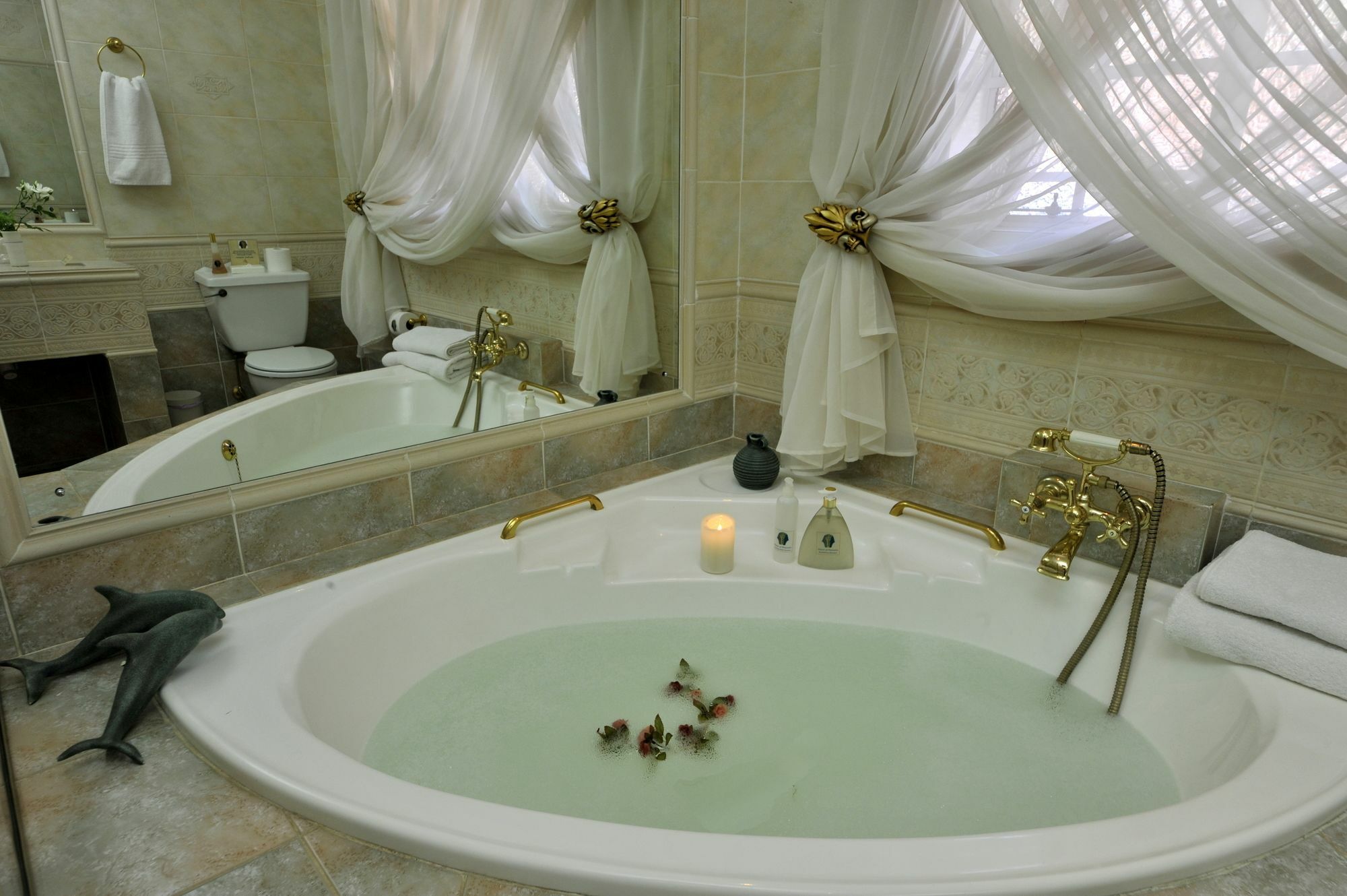 House Of Pharaohs And Conference Centre Hotel Johannesburg Eksteriør billede