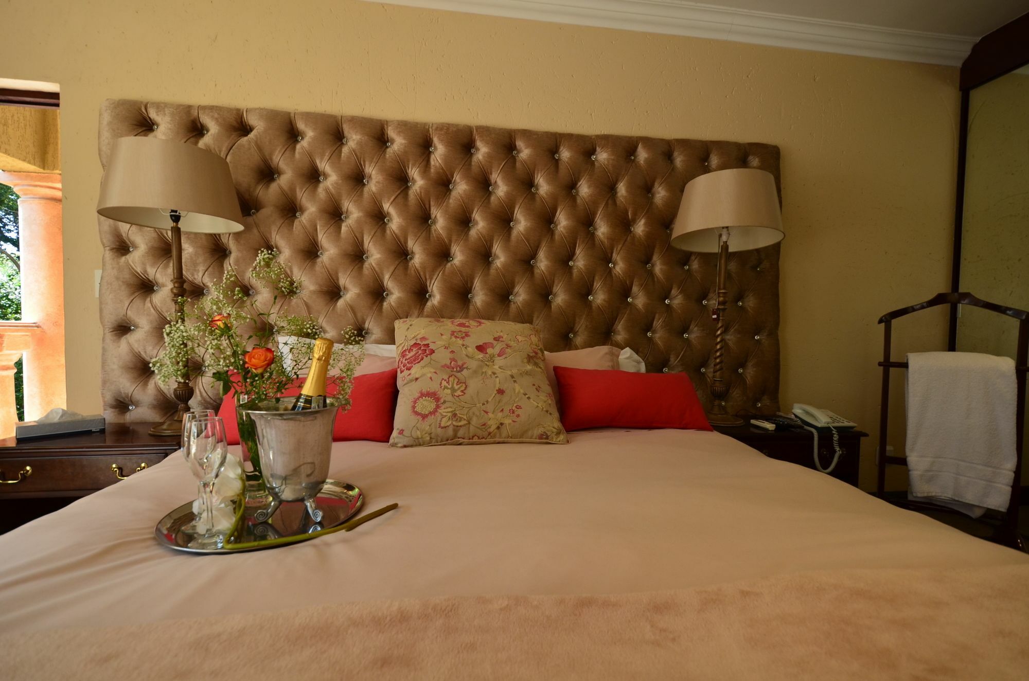 House Of Pharaohs And Conference Centre Hotel Johannesburg Eksteriør billede